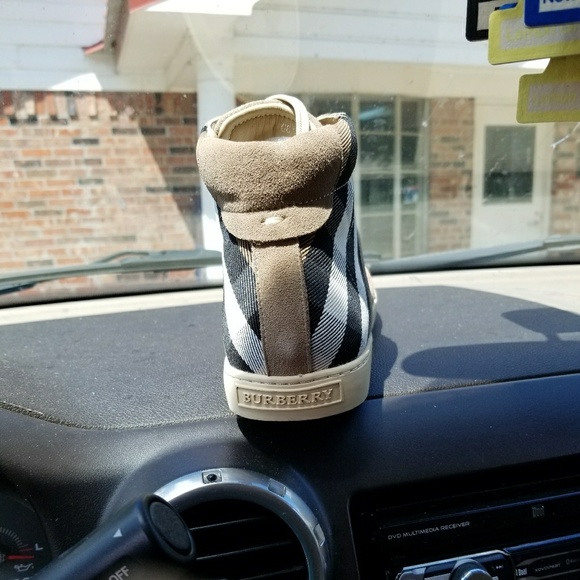 Burberry sneakers - Picture 2 of 2